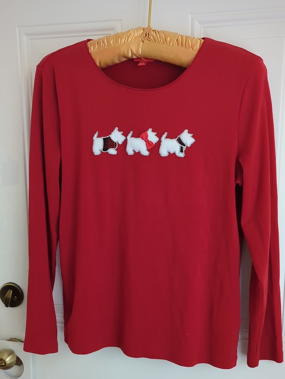 Scottish Terrier Christmas Long Sleeve T-shirt. Size L